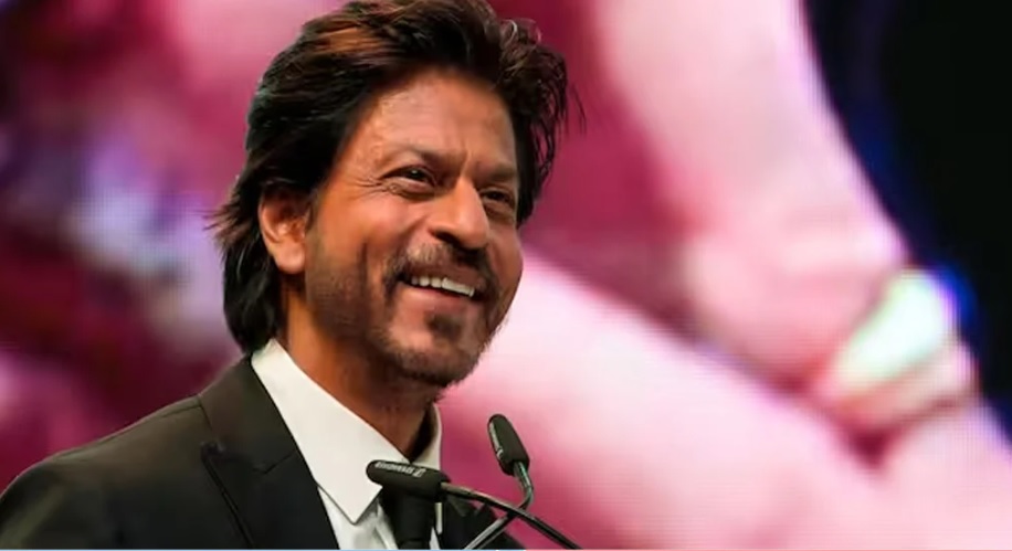 ‘ছাইয়্যা ছাইয়্যা’ গানে বিমানের ছাদেও নাচতে চান শাহরুখ