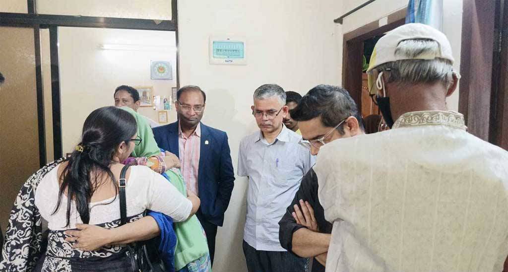 আড়াই ঘণ্টা কথা বলেছে তদন্ত কমিটি অবন্তিকার মায়ের সঙ্গে
