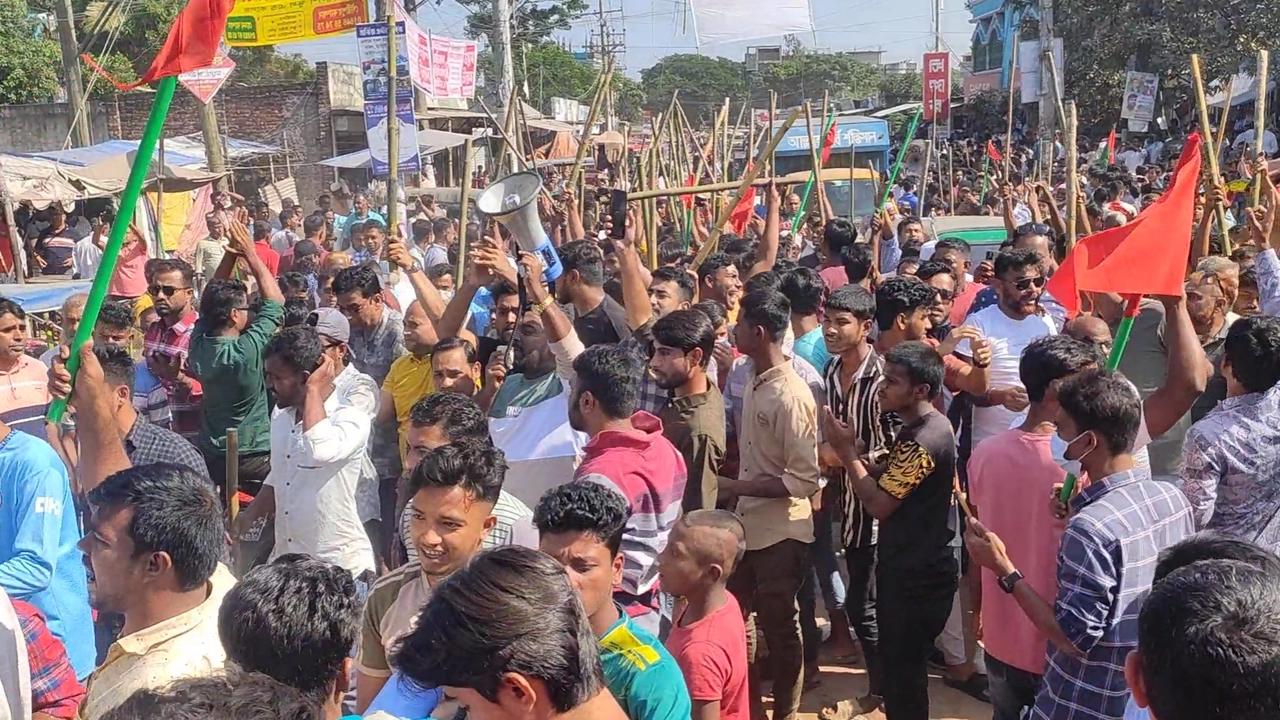 ব্রাহ্মণবাড়িয়ায় বিএনপির দুগ্রুপের সংঘর্ষ, আহত ৫০